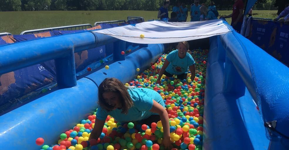 Splash Out - Giant Ball Pit