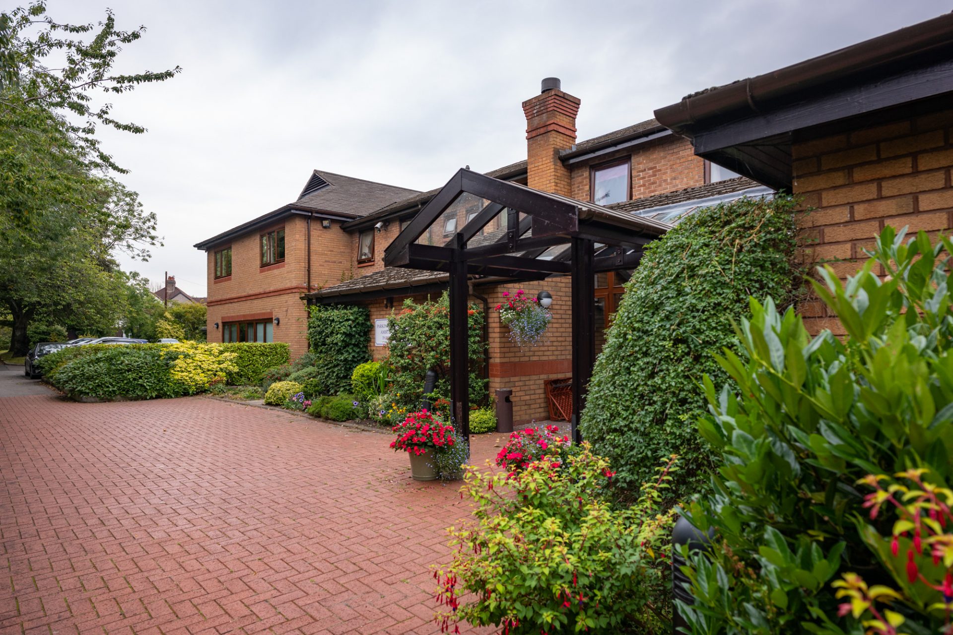 Entrance Francis House Children's Hospice