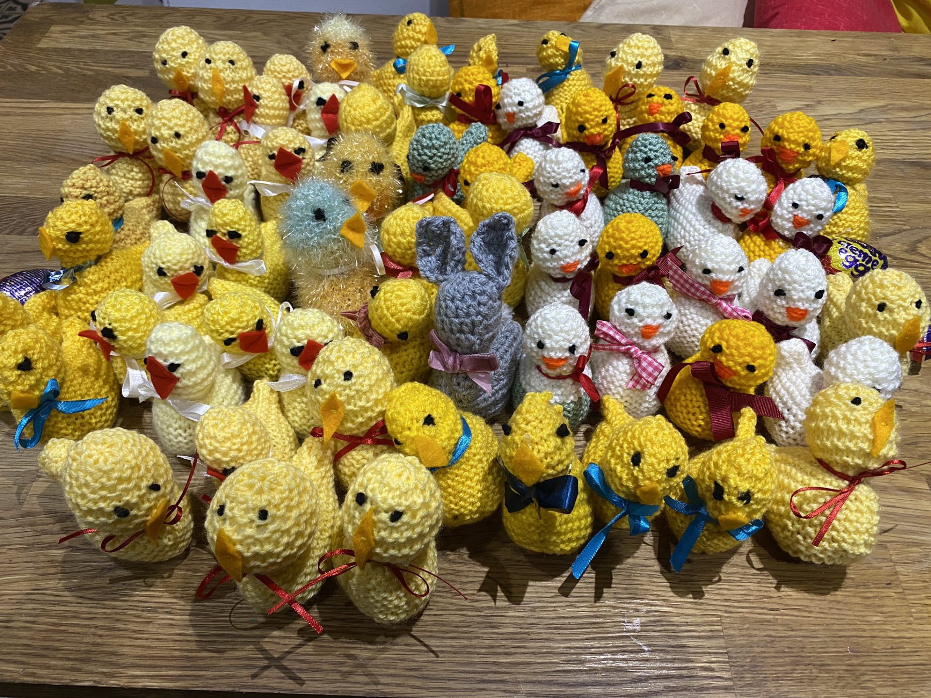 Knitted chicks