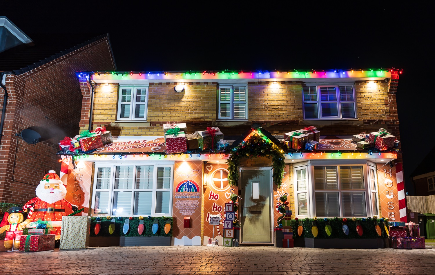 House decorated with Christmas lights and decorations