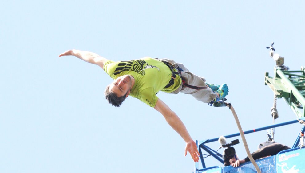 Man doing a bungee jump